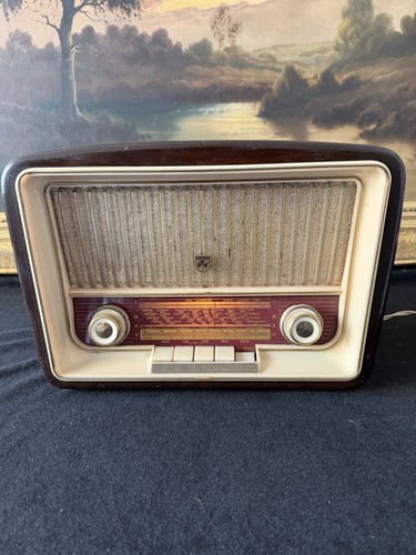 Radio valvole grundig - a,