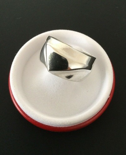 Anello argento massiccio - in,