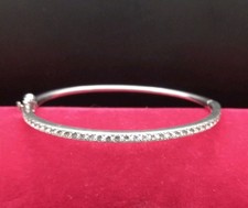 Bracciale ovale con cerniera