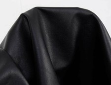 Pelle di agnello nappa nera