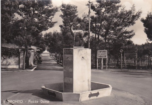 Siponto piazza daino - siponto:,