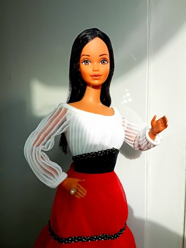 1979 hispanic barbie - hispanic, rio