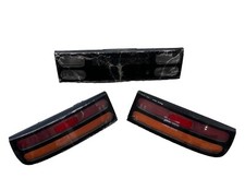 Fanali Posteriori Nissan ZX 300 Danneggiati Esternamente