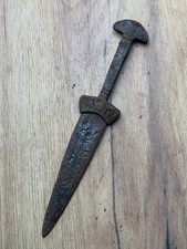 Antico pugnale tracio circa I