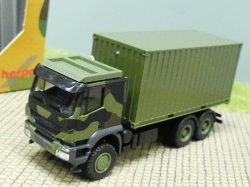 Herpa iveco trakker 6x6 - 1/87,