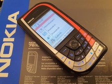 Nokia 7610 - Nero e Rosso