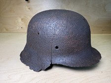 WW2 Elmetto tedesco M42 reliquia - pesanti danni da battaglia dal Kurland #208