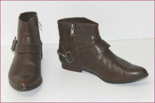 Stivali ZARA in pelle marrone