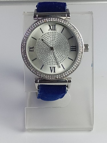 Women silver tone quartz - tone,