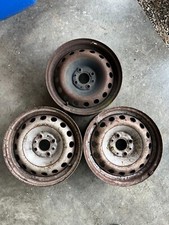 1x Cerchio Singolo 5.5Jx14H2 4x98 et37 foro 56 (quello nero foro53)