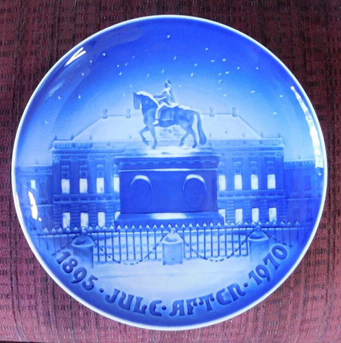 Piatto collezione 1895 1970 - collezione, 1895-1970
