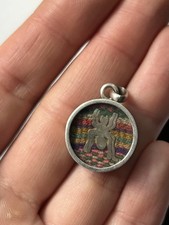 Collana con ciondolo ragno