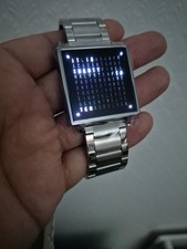 Orologio digitale minimalista acciaio argento display parole Qlocktwo clone - VENDITORE UK 