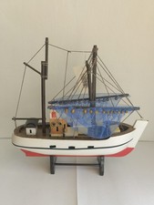 Modellino barca da pesca in