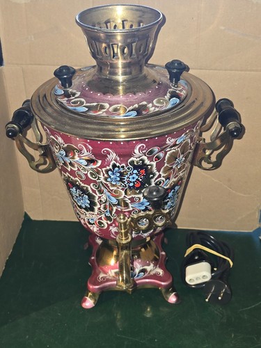 Samovar ancien métal - , peint