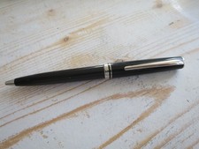 stylo roller  mont blanc