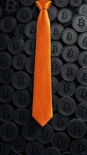 Cravatta uomo Bitcoin Crypto BTC arancione Michael Saylor strategia MSTR GME GameStop