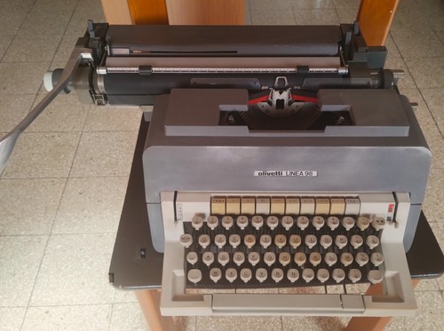 Macchina scrivere olivetti - macchina, da