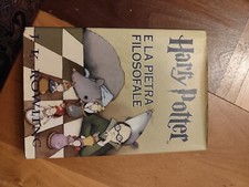 Libro Di Harry Potter E La Pietra Filosofale. Una delle prime edizioni.