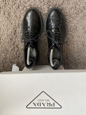 Scarpa Allacciata Prada