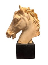 Scultura testa di cavallo in resina alabastro stallone Santini