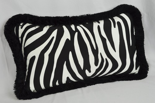 Cuscino realizzato con frangia