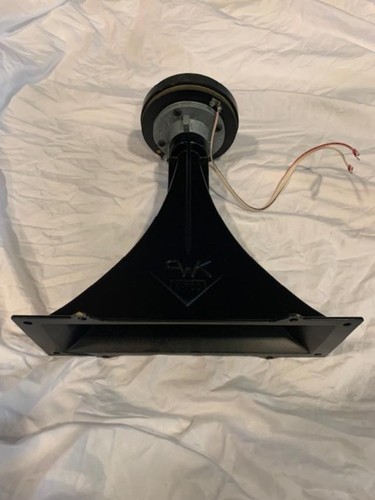 One klipsch heresy k52h - one,