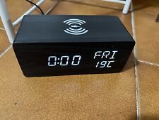 Sveglia Orologio Legno Con Ricarica Cellulare A Induzione