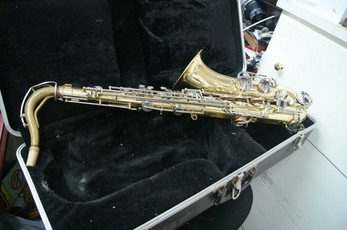 Bundy the selmer company sax - bundy,