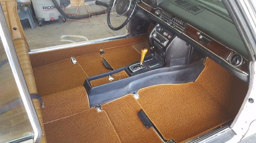Mercedes benz carpet - carpet, lhd