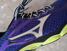 Mizuno Running "Wave Ultima 7"