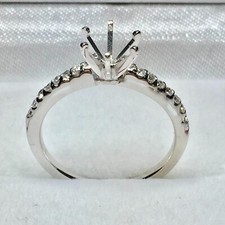 Anello di fidanzamento