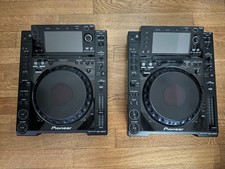 2x Pioneer CDJ 2000 (NO NEXUS)