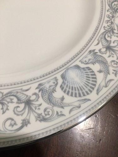 Wedgwood dolphins piatto piano