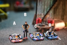 Figurina miniatura Go Cart