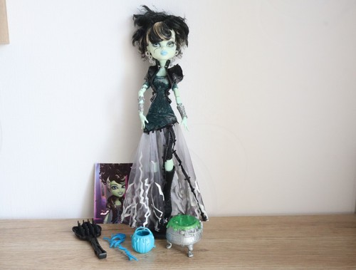 Monster high frankie - monster, stein