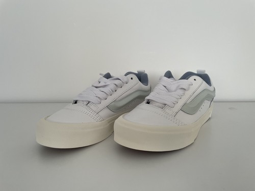 Nuovissime scarpe da - -,