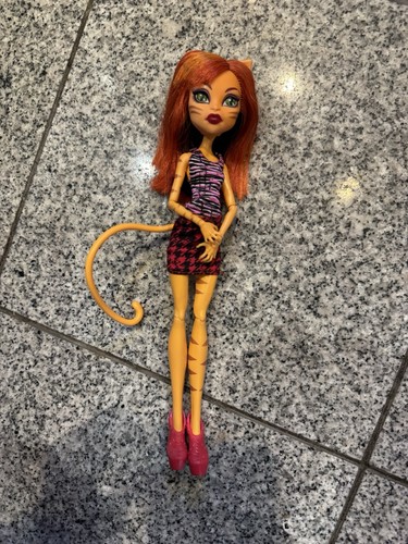 Bambola monster high - monster, coffin
