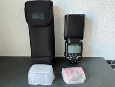Nikon Speedlight SB-900 flash