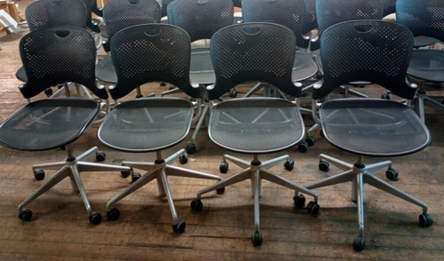 Herman miller chair - ~,