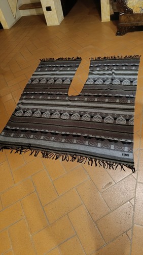Poncho scialle foulard fendi - scialle,,