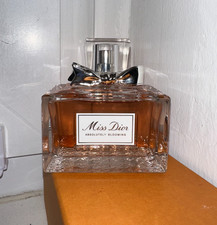 *Raro* Miss Dior Absolutely