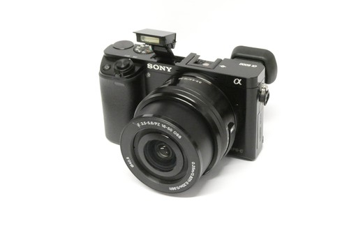 Sony alpha 6000 con obiettivo - sony,