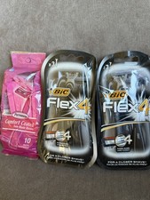 Lotto di 3 confezioni di rasoi