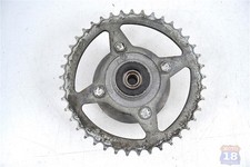 Supporto e corona cerchio posteriore Suzuki Marauder 250 1999 2000 2002 2006