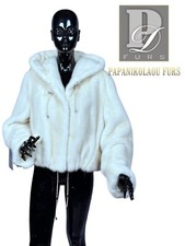 Giacca corta con cappuccio