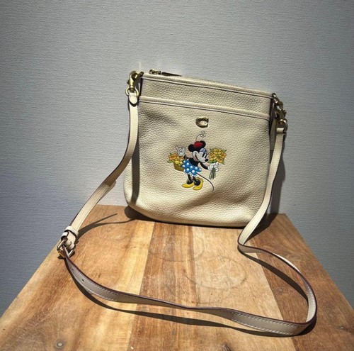 Disney coach kit messenger - disney,