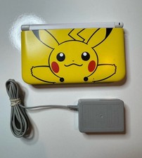 Nintendo 3DS XL Pikachu Yellow