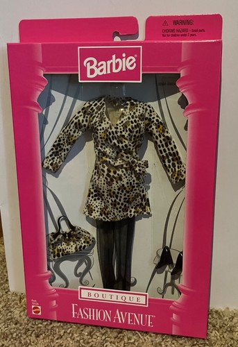 Barbie fashion avenue boutique - fashion,