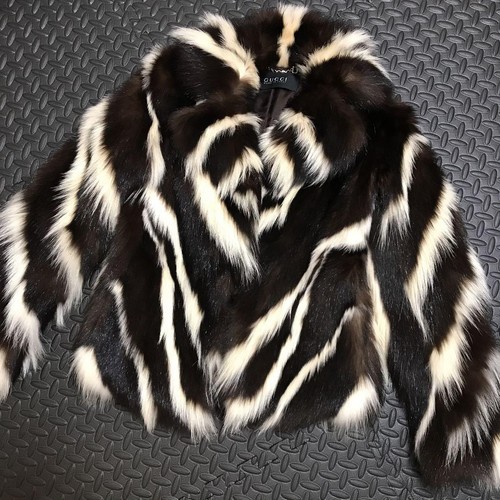 Gucci cappotto pelliccia skunk - gucci,